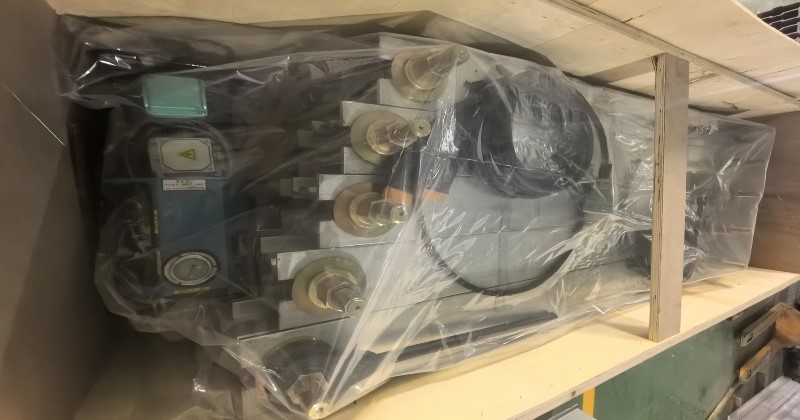 Packed water cooling vulcanizing press prepared for export shipment Packed water cooling vulcanizing press prepared for export shipment